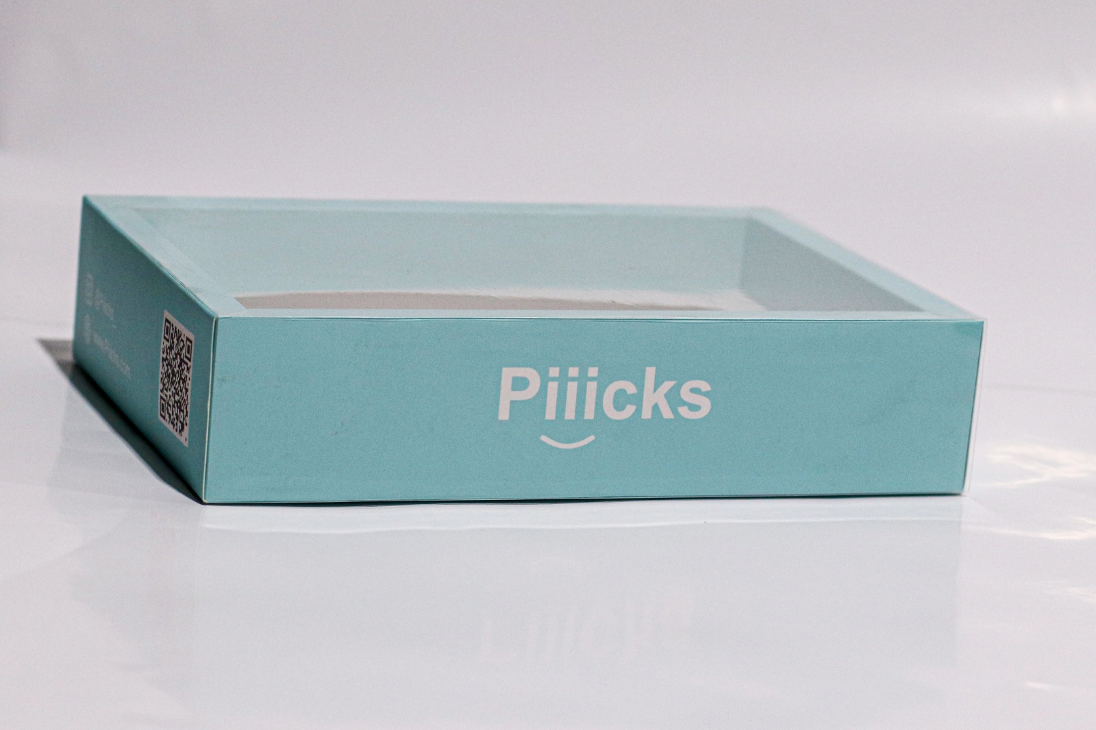 Design, packaging and printing of phone accessories boxes